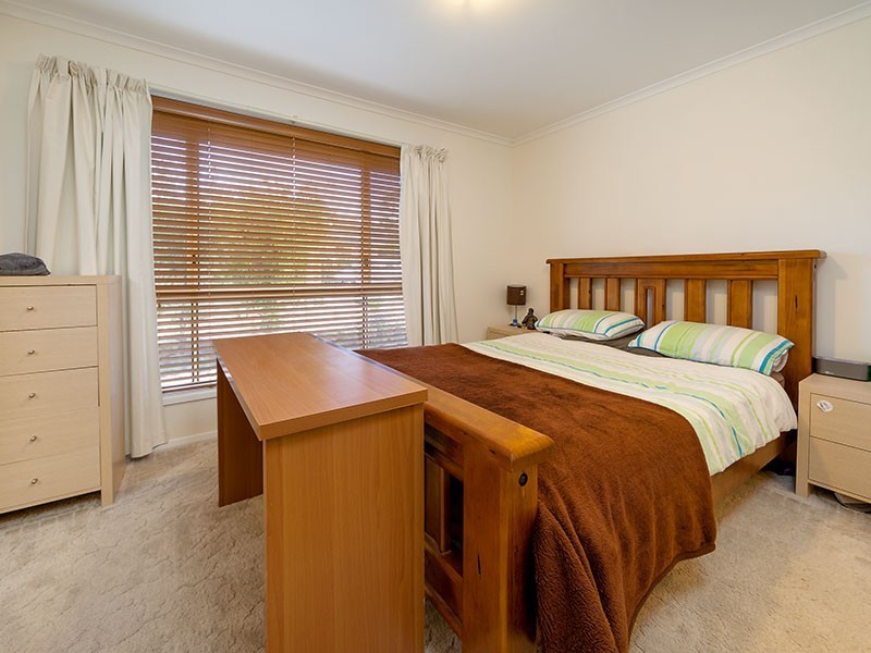 6 AZURE DRIVE, Wodonga VIC 3690