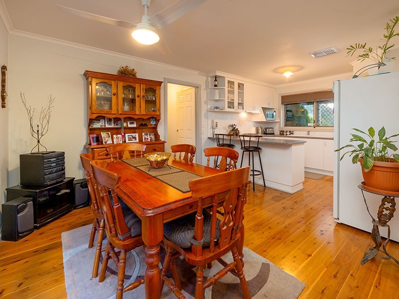 17 AZURE DRIVE, Wodonga VIC 3690