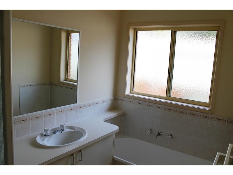 38 Menzies Street, Wodonga VIC 3690