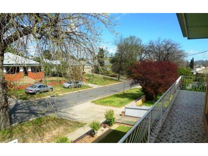 1/300 Norfolk Street, Albury NSW 2640
