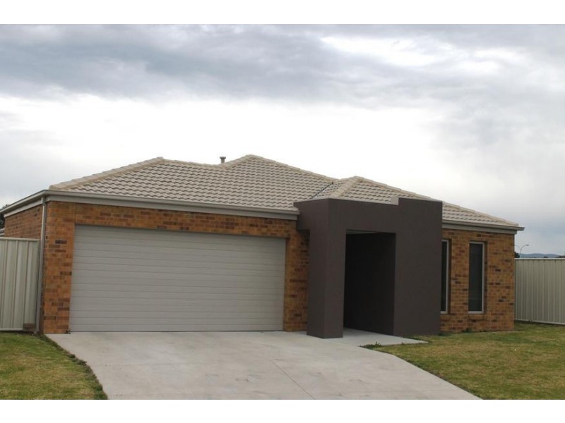 46 Derwent Way, Wodonga VIC 3690