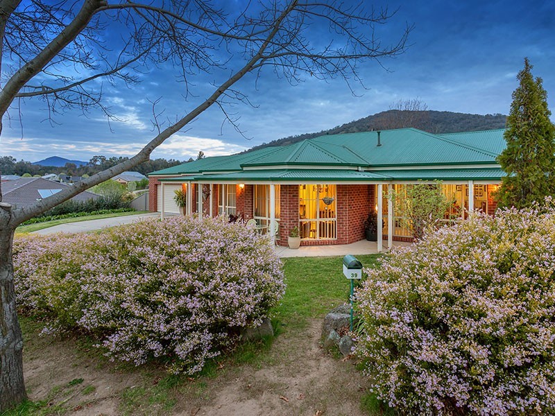 39 FOXGLOVE TERRACE, Baranduda VIC 3691