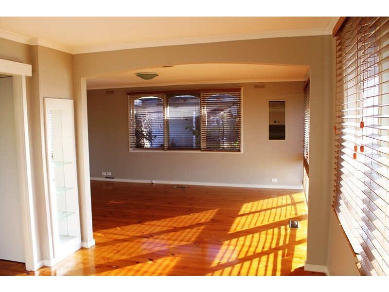 4 REX COURT, Wodonga VIC 3690