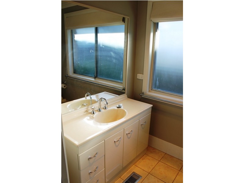 4 REX COURT, Wodonga VIC 3690