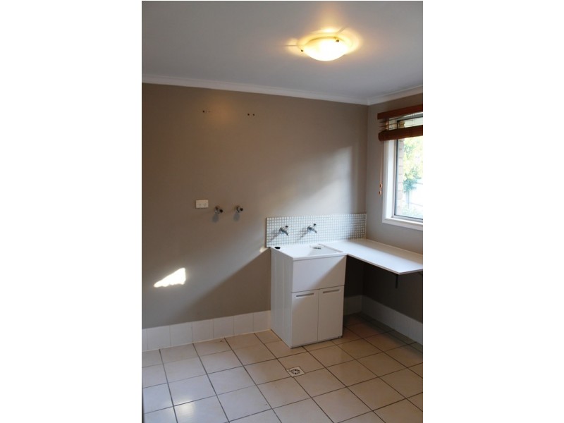 4 REX COURT, Wodonga VIC 3690