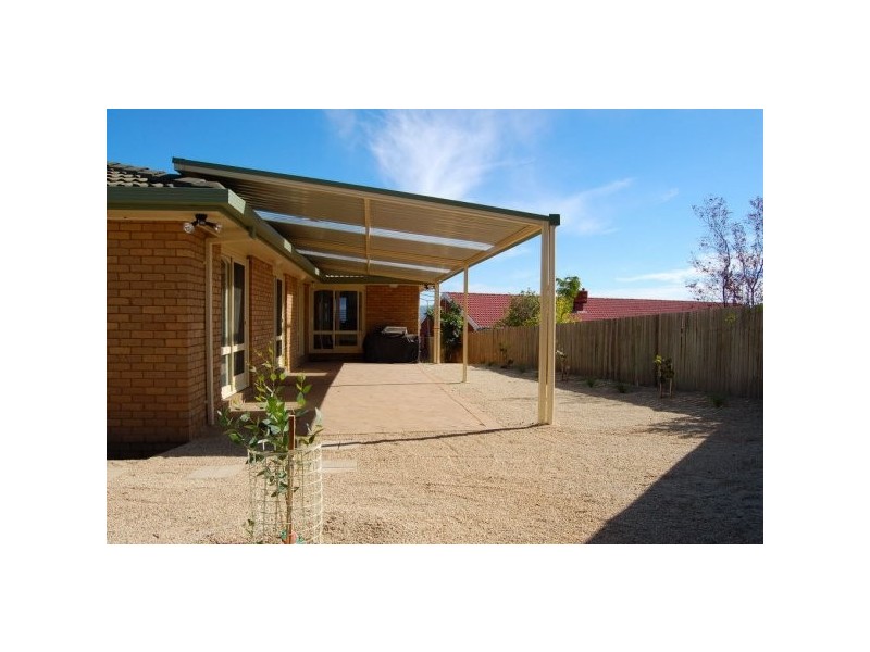 4 REX COURT, Wodonga VIC 3690