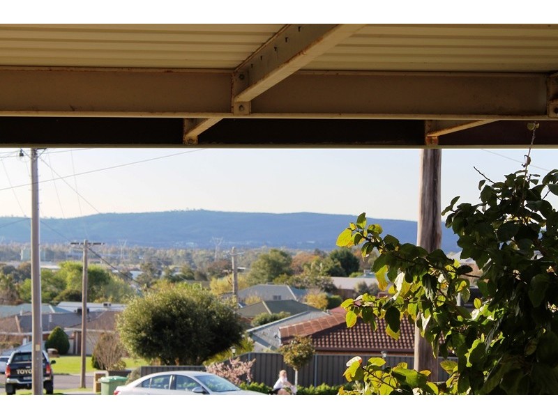 4 REX COURT, Wodonga VIC 3690