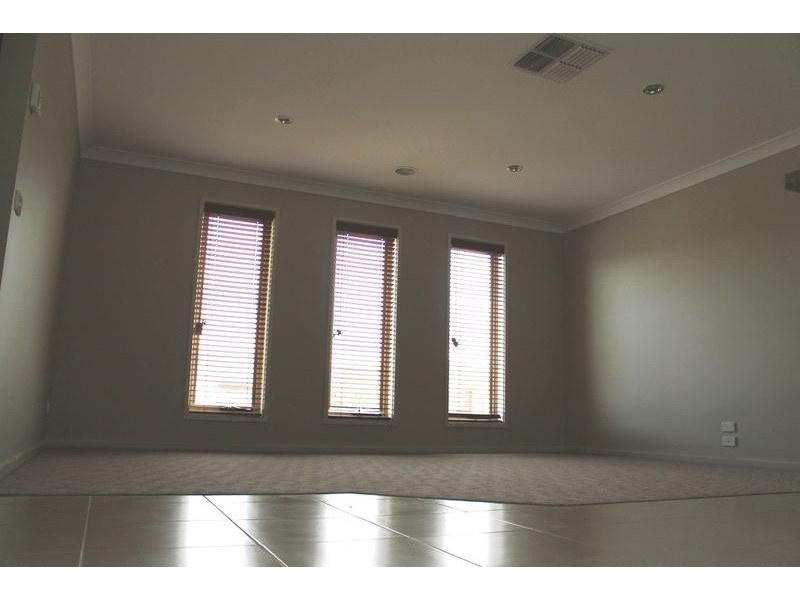 6 Silky Oak Avenue, Wodonga VIC 3690