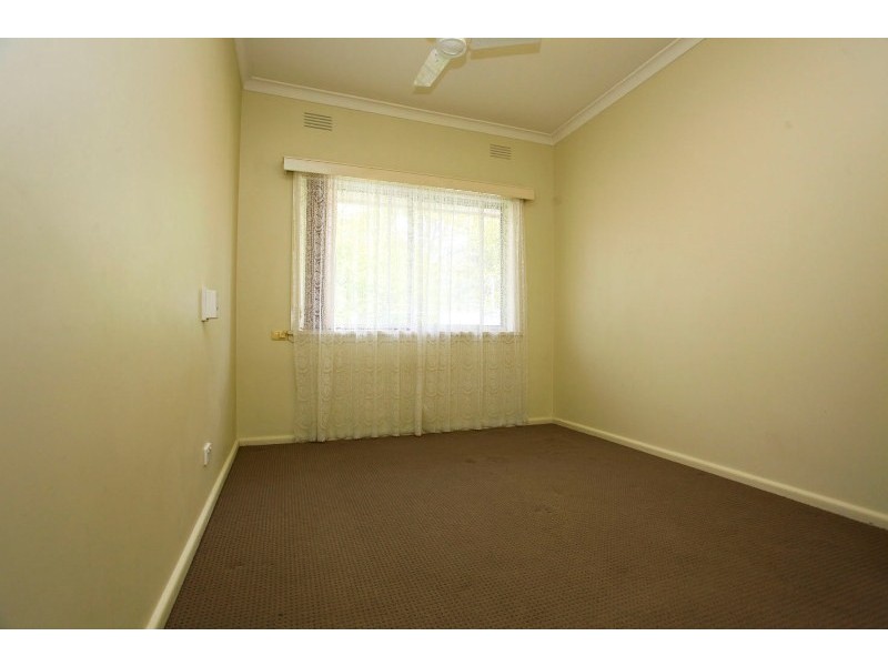 2/239 BEECHWORTH ROAD, Wodonga VIC 3690