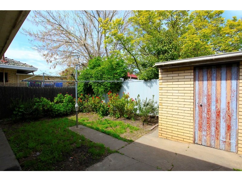 2/239 BEECHWORTH ROAD, Wodonga VIC 3690