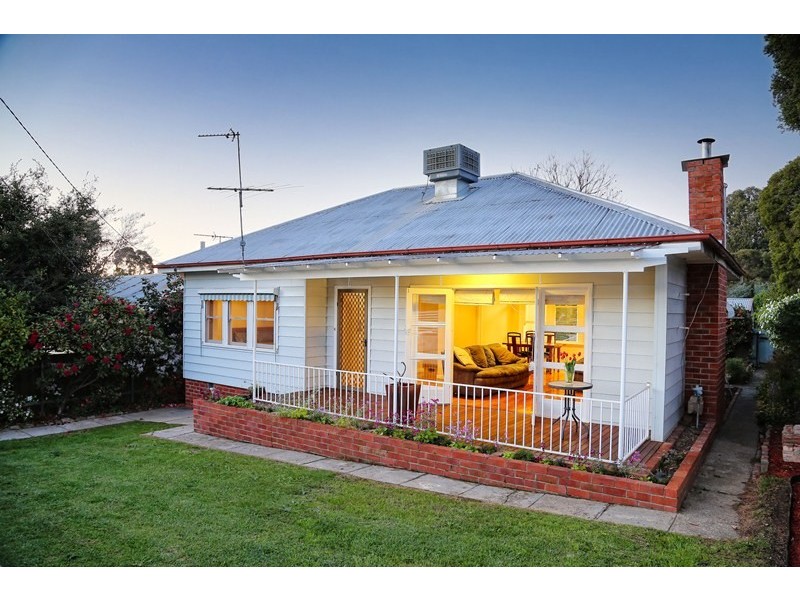 228 WALSH STREET, Albury NSW 2640