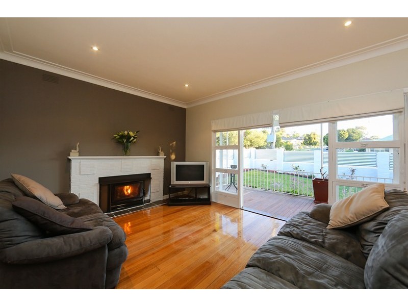 228 WALSH STREET, Albury NSW 2640