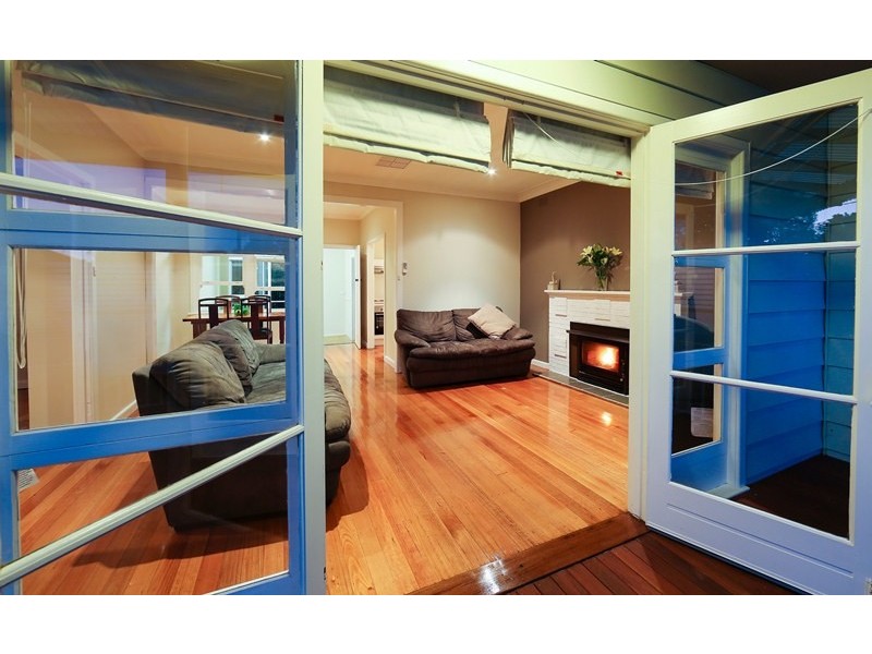 228 WALSH STREET, Albury NSW 2640