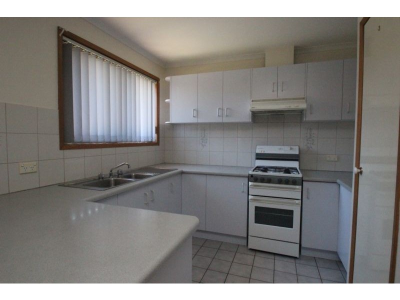 1/404 LAWRENCE STREET, Wodonga VIC 3690