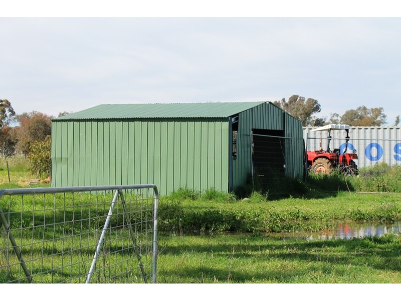228. PERRYMAN LANE, Table Top NSW 2640