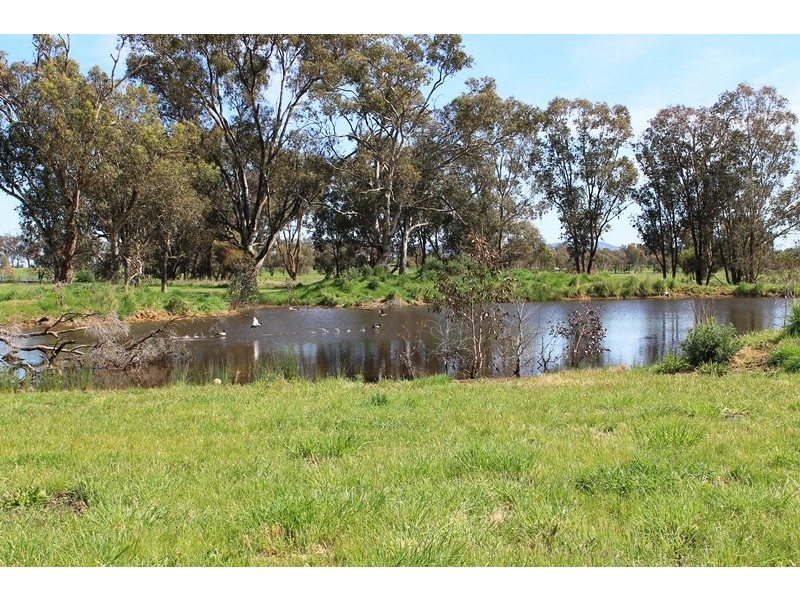 228. PERRYMAN LANE, Table Top NSW 2640