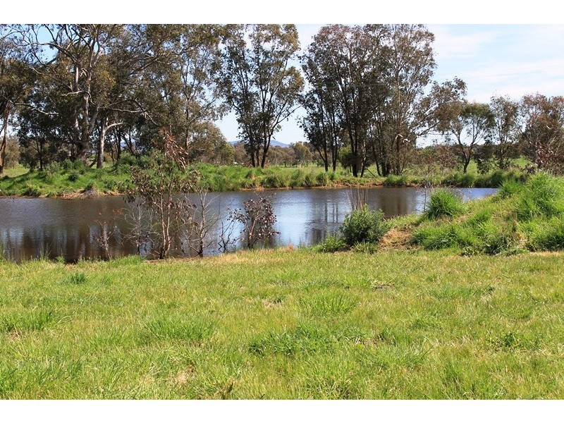 228. PERRYMAN LANE, Table Top NSW 2640