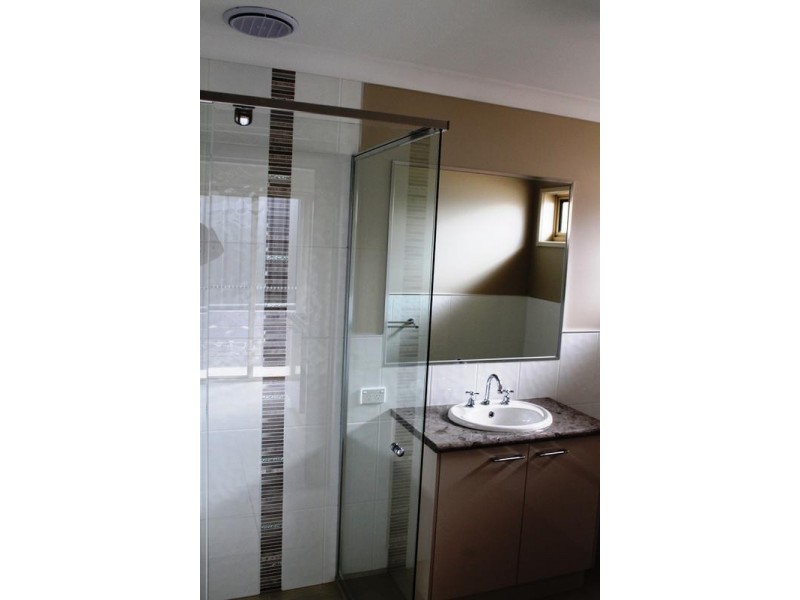 6 Silky Oak Avenue, Wodonga VIC 3690