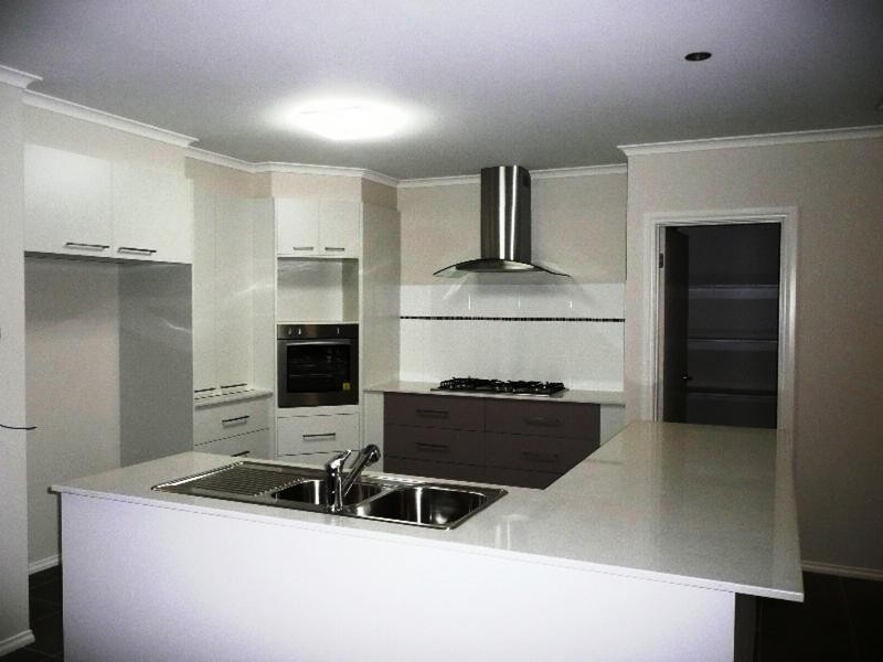 16 Maygar Avenue, Wodonga VIC 3690