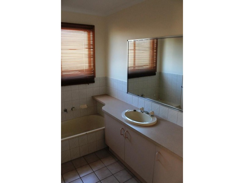 1/404 Lawrence Street, Wodonga VIC 3690