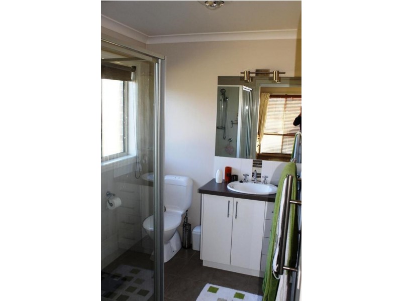131 De Kerilleau Drive, Wodonga VIC 3690