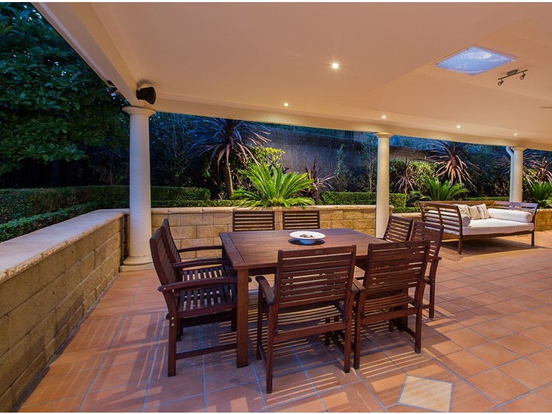 17 AVONDALE DRIVE, Wodonga VIC 3690