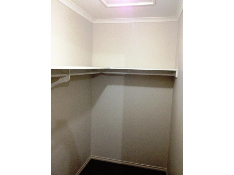 76 VICTORIA CROSS PARADE, Wodonga VIC 3690