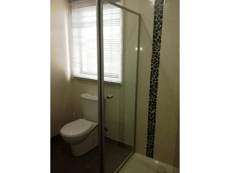 76 VICTORIA CROSS PARADE, Wodonga VIC 3690