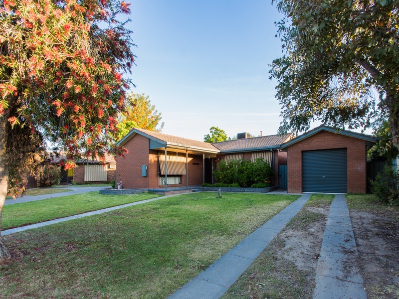 8 WIRILDA CLOSE, Wodonga VIC 3690