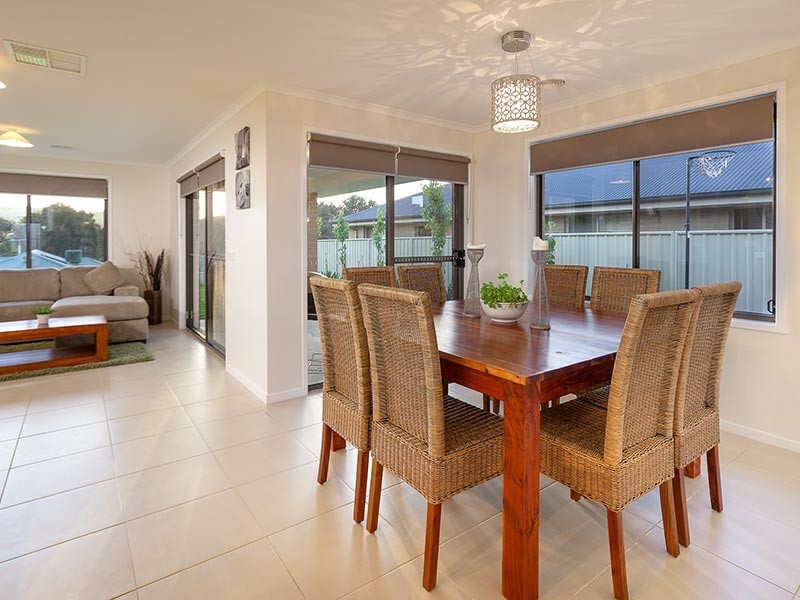 42 BREMER AVENUE, Wodonga VIC 3690