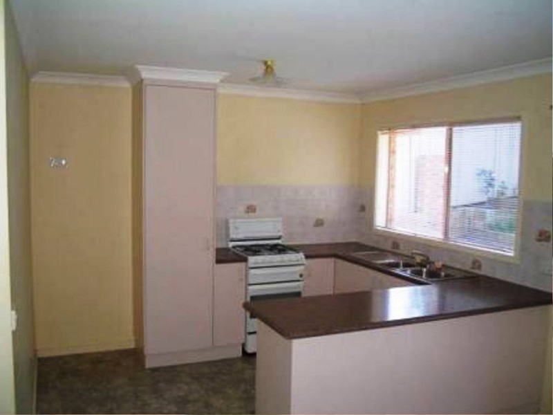 4 WAGNER PLACE, Wodonga VIC 3690