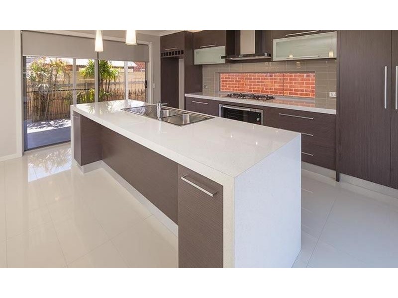 2/365 Macauley Street, Albury NSW 2640