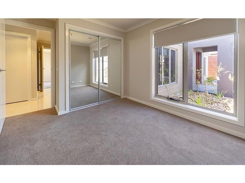 2/365 Macauley Street, Albury NSW 2640