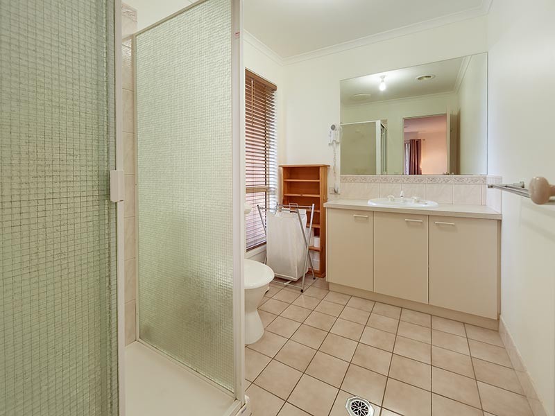 27 DALTON AVENUE, Wodonga VIC 3690