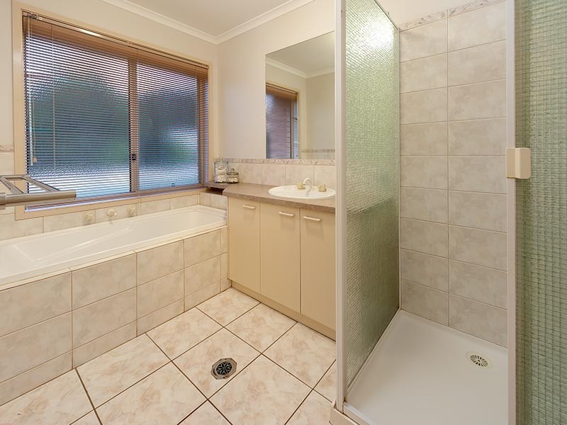 27 DALTON AVENUE, Wodonga VIC 3690