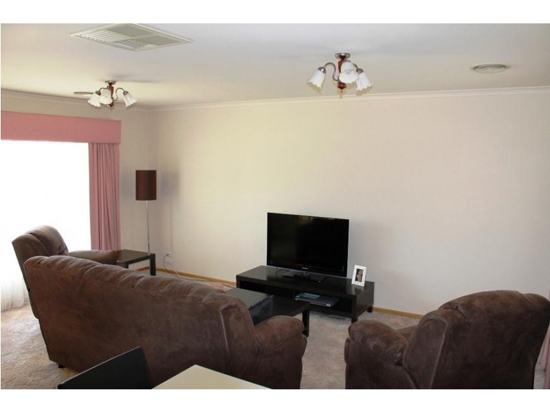 14 Koetong Crescent, Wodonga VIC 3690