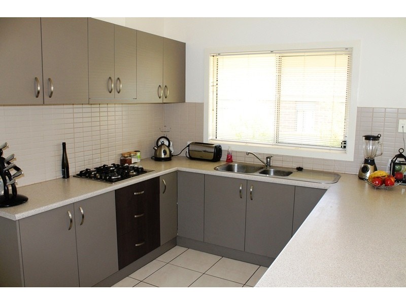 93 YARRALUMLA DRIVE, Wodonga VIC 3690