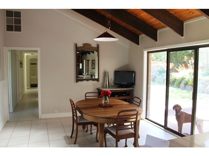 27 Barton Street, Wodonga VIC 3690