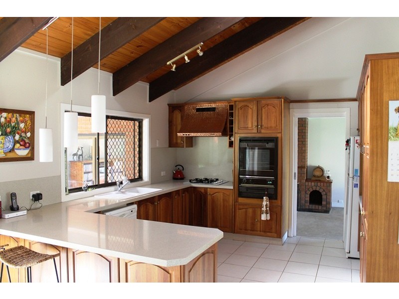 27 Barton Street, Wodonga VIC 3690