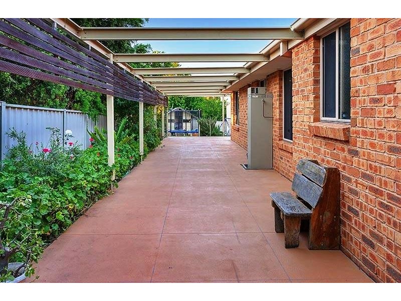 8 Patterson Avenue, Wodonga VIC 3690