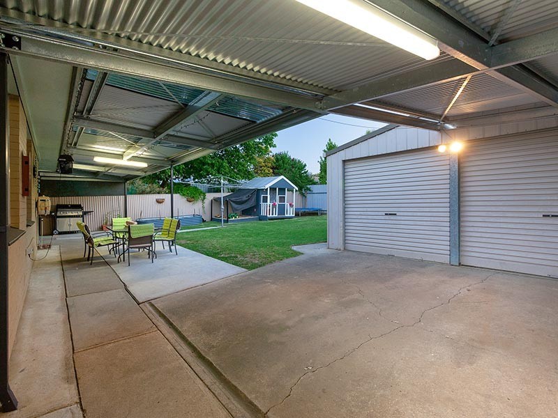 1 GLASGOW STREET, Wodonga VIC 3690