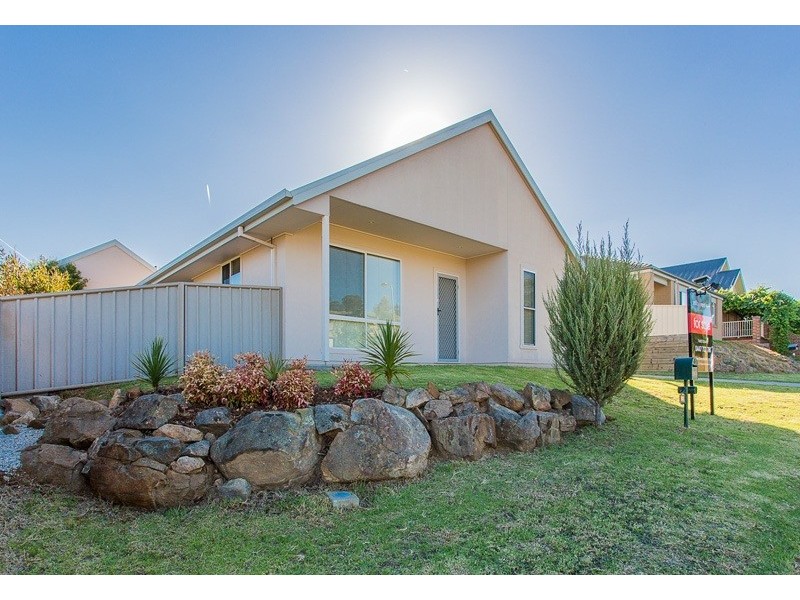 93 YARRALUMLA DRIVE, Wodonga VIC 3690