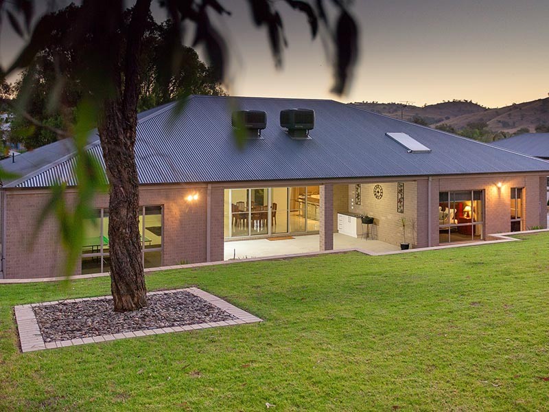 7 BLUE BONNET WAY, Wodonga VIC 3690