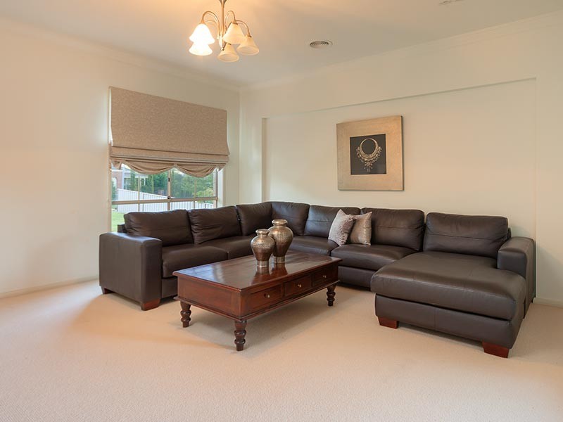 62 AVONDALE DRIVE, Wodonga VIC 3690