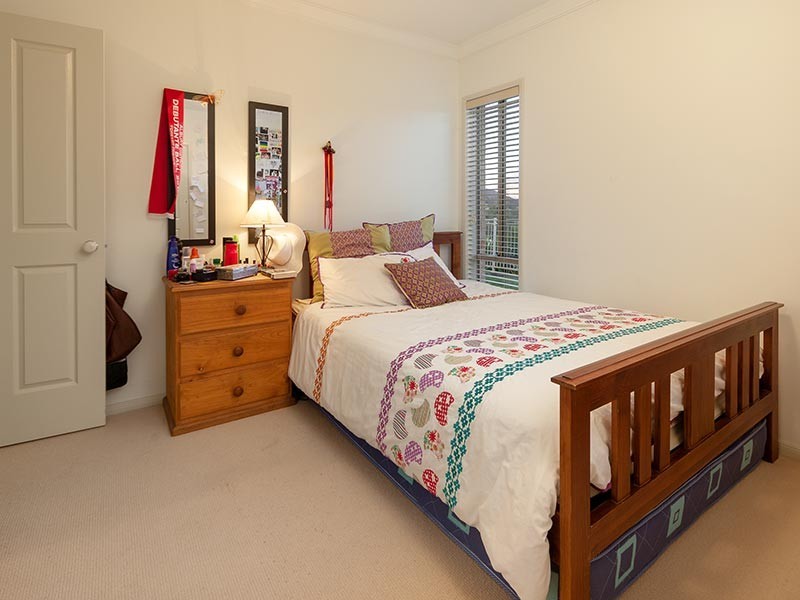 62 AVONDALE DRIVE, Wodonga VIC 3690
