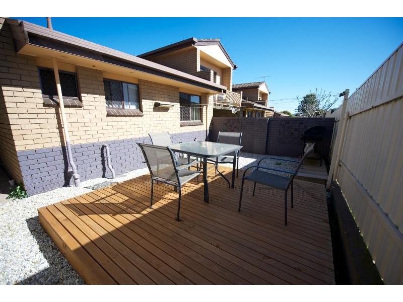 3/6 SKIPTON COURT, Wodonga VIC 3690