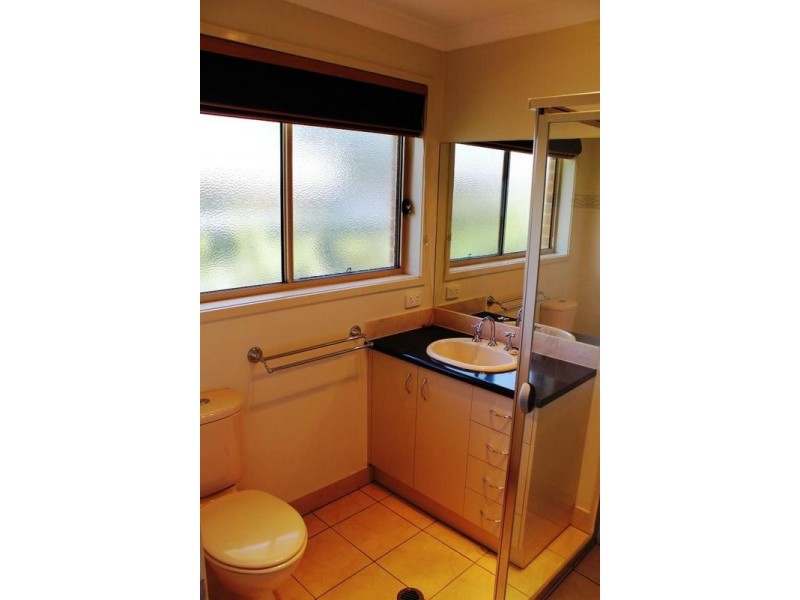 48 Winnell Court, Thurgoona NSW 2640