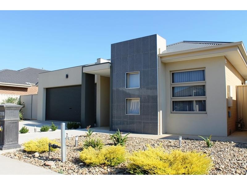 32 Castleton Street, Wodonga VIC 3690