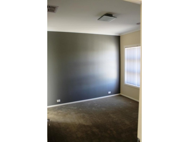 32 Castleton Street, Wodonga VIC 3690