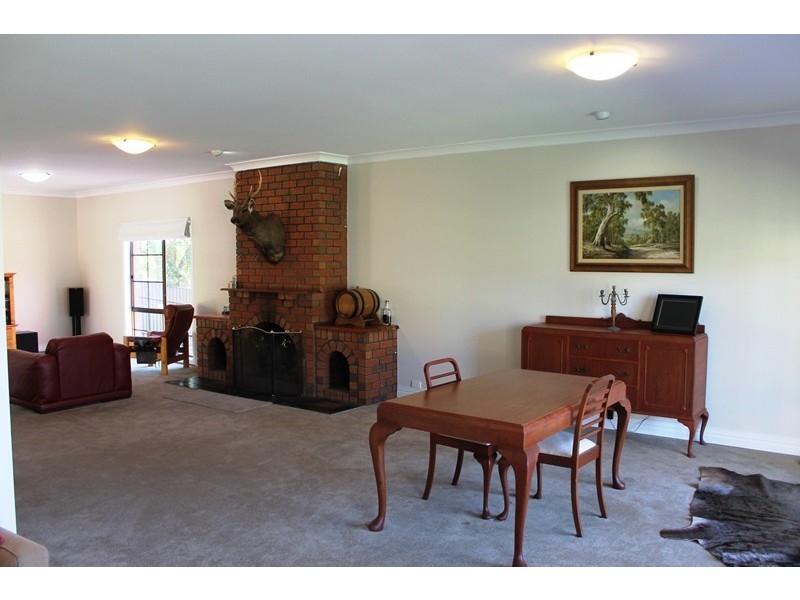 27 BARTON STREET, Wodonga VIC 3690